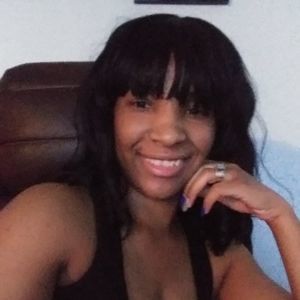 Meet your Posher, Angela